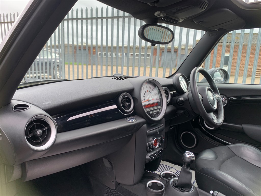 Used MINI Hatch 2011 for sale - 77679111: Photo 15