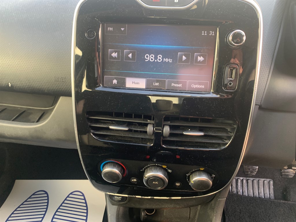 Used Renault Clio 2015 for sale - 76895002: Photo 16