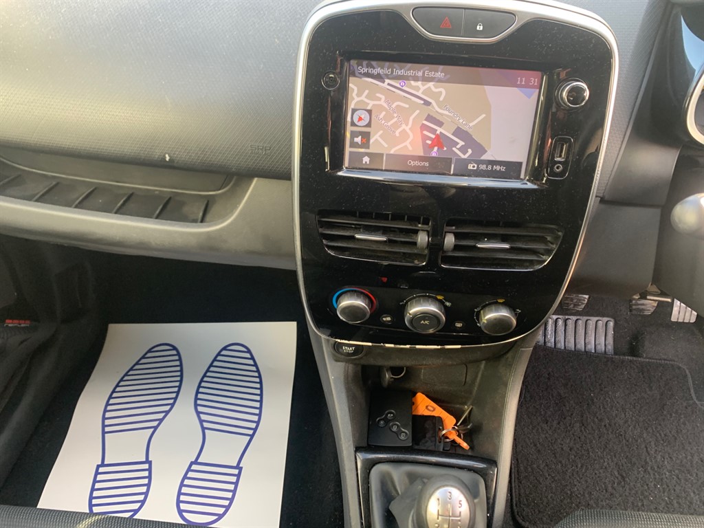 Used Renault Clio 2015 for sale - 76895002: Photo 17