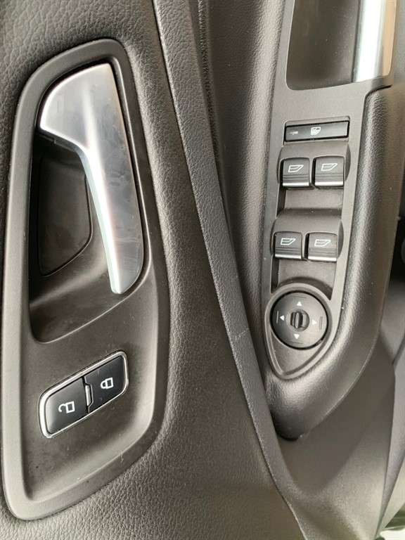 Used Ford Kuga 2016 for sale - 77600713: Photo 20