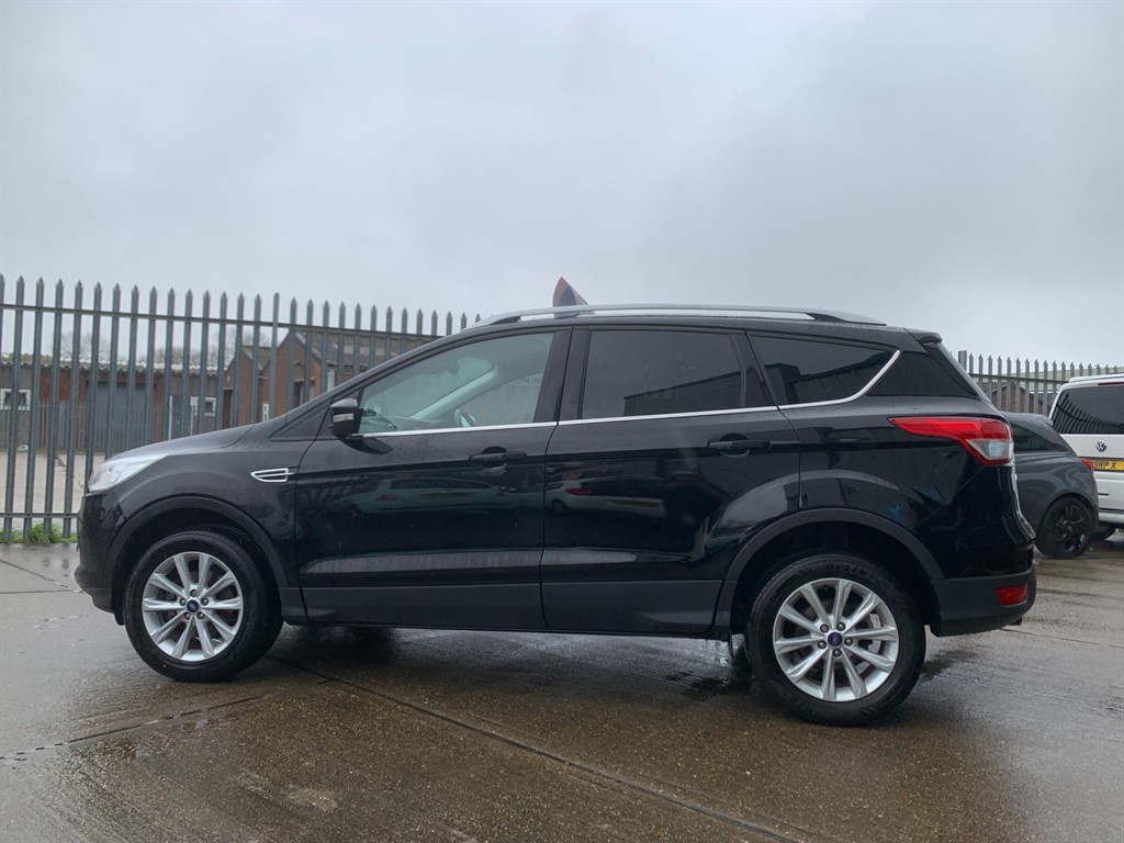 Used Ford Kuga 2016 for sale - 77600713: Photo 3