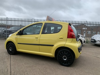 Used Peugeot 107 2010 for sale - 78941940: Photo