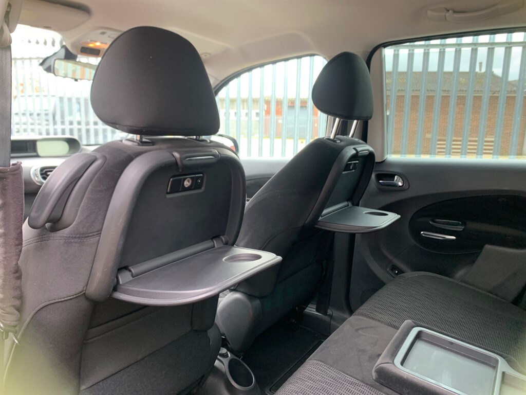 Used Citroen C3 Picasso 2010 for sale - 77679126: Photo 11