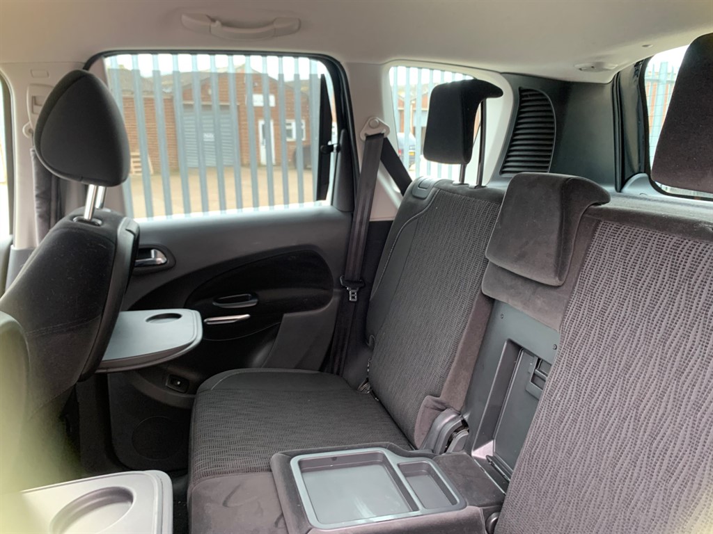 Used Citroen C3 Picasso 2010 for sale - 77679126: Photo 12