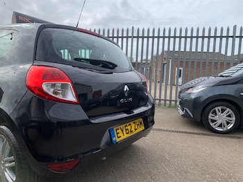 Used Renault Clio 2012 for sale - 78393045: Photo
