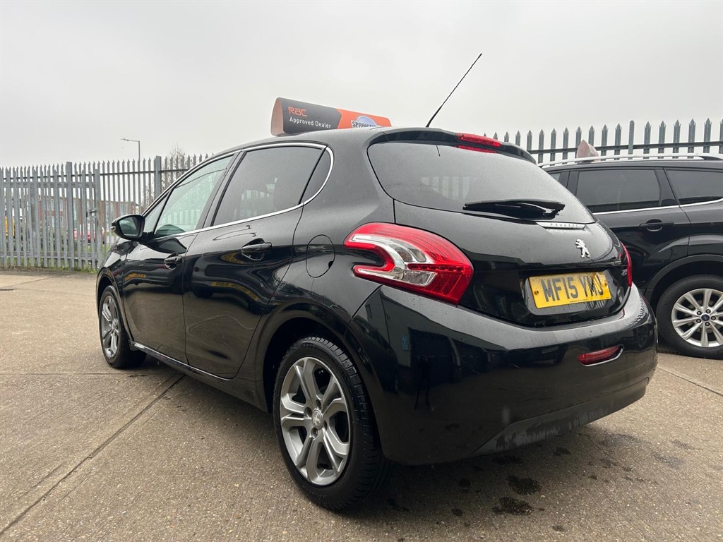 Used Peugeot 208 2015 for sale - 77778850: Photo 10