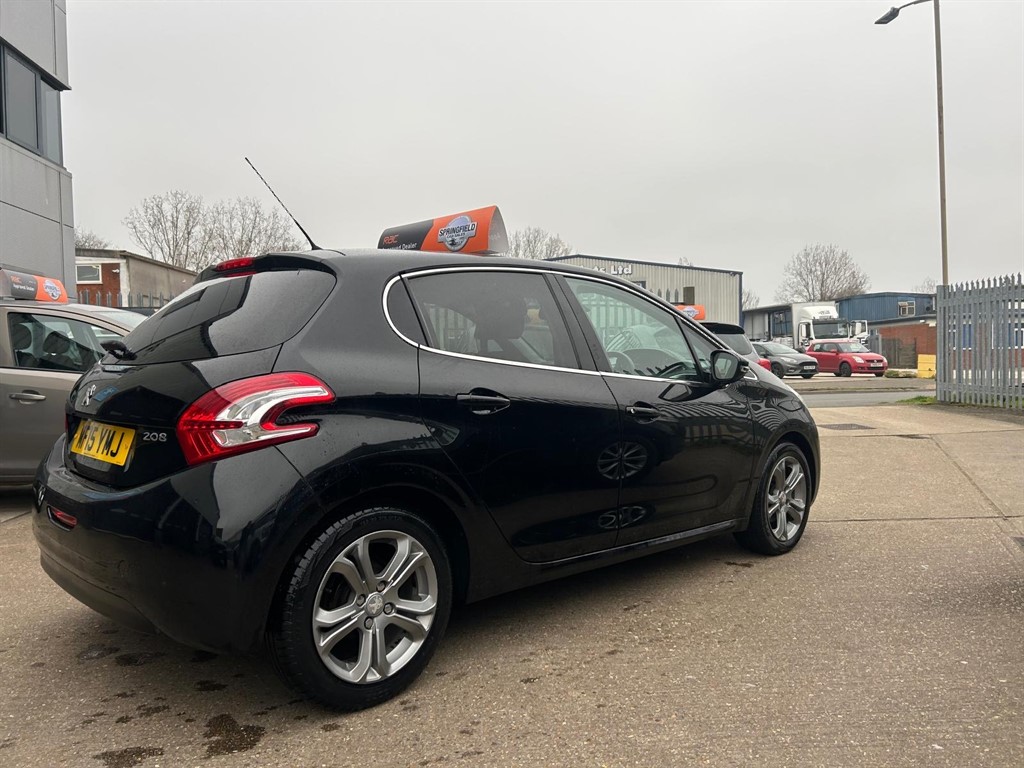Used Peugeot 208 2015 for sale - 77778850: Photo 11
