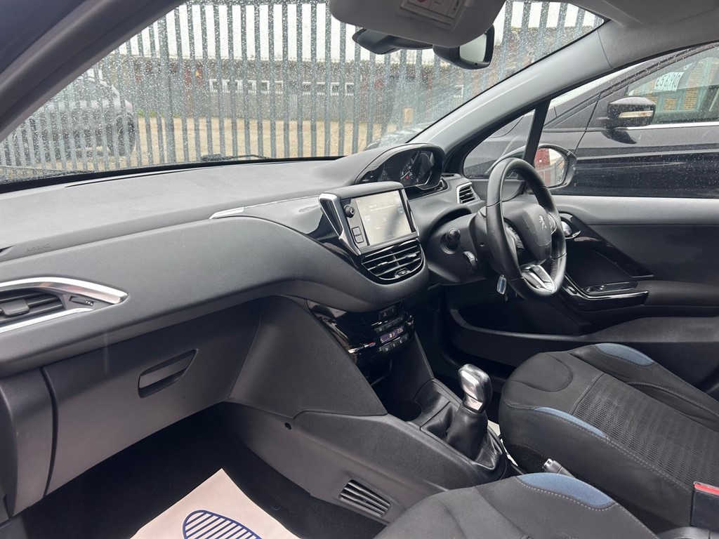 Used Peugeot 208 2015 for sale - 77778850: Photo 14