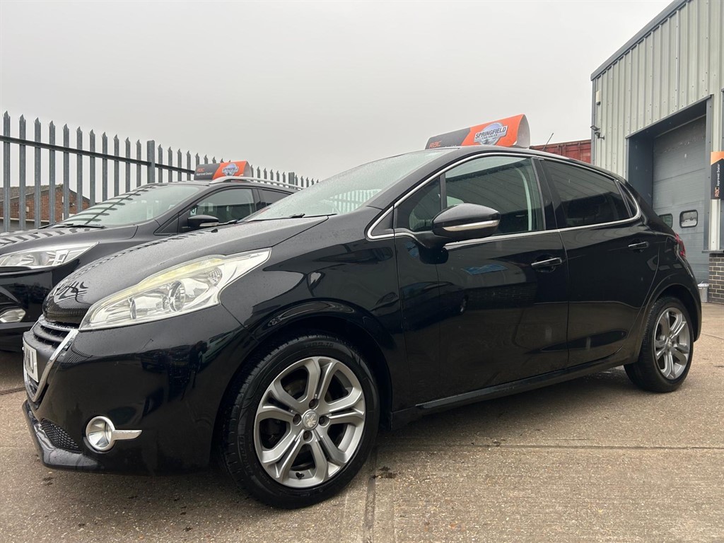 Used Peugeot 208 2015 for sale - 77778850: Photo 6