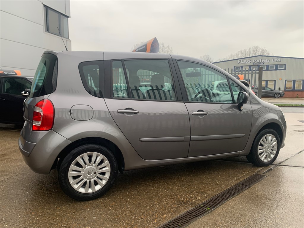 Used Renault Modus 2011 for sale - 76575308: Photo 10