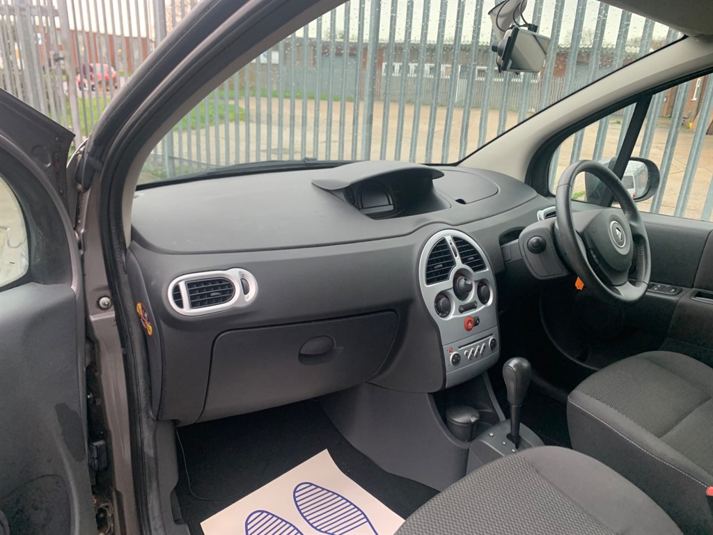 Used Renault Modus 2011 for sale - 76575308: Photo 15