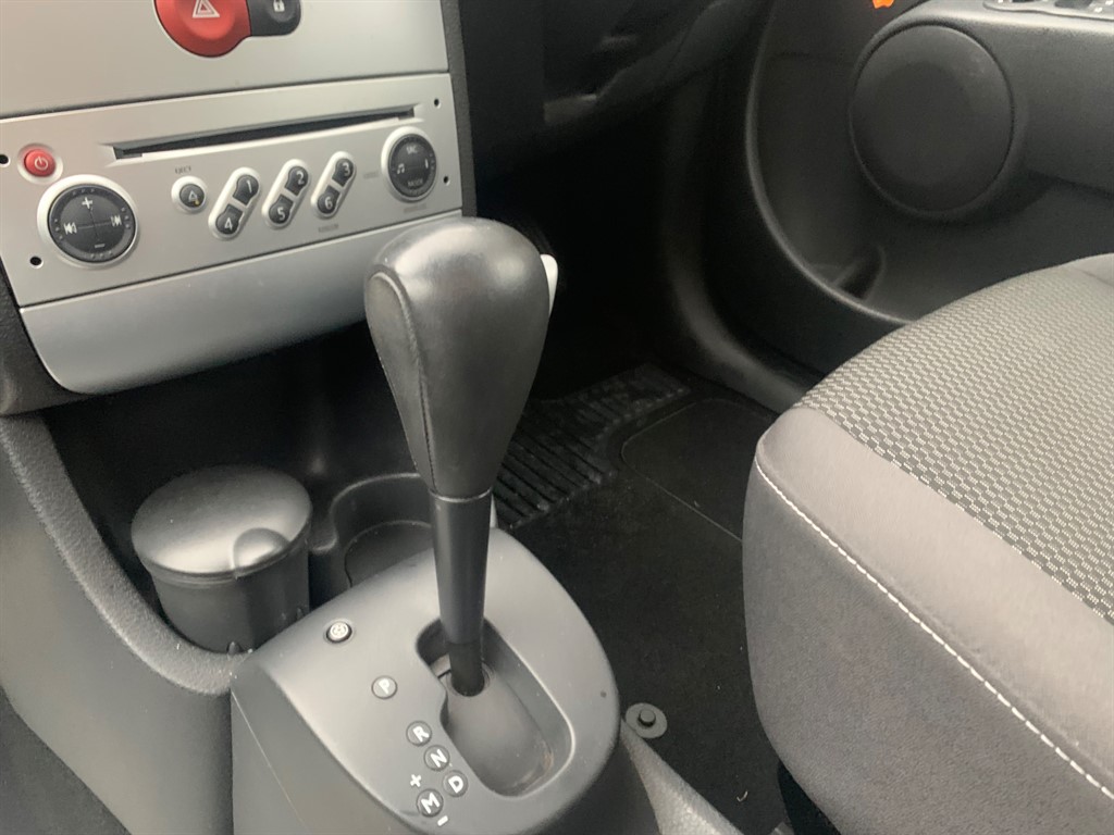 Used Renault Modus 2011 for sale - 76575308: Photo 18