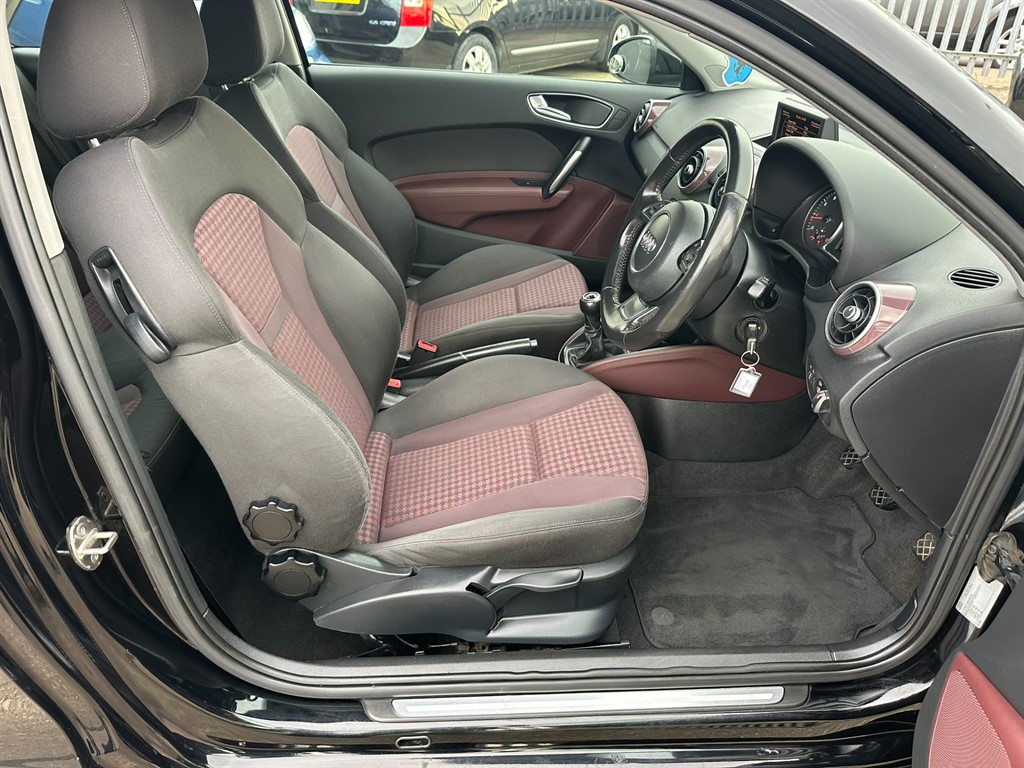 Used Audi A1 2012 for sale - 76628561: Photo 11