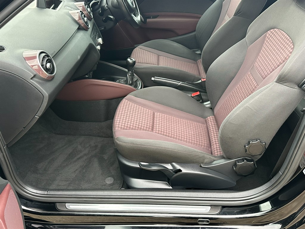 Used Audi A1 2012 for sale - 76628561: Photo 17