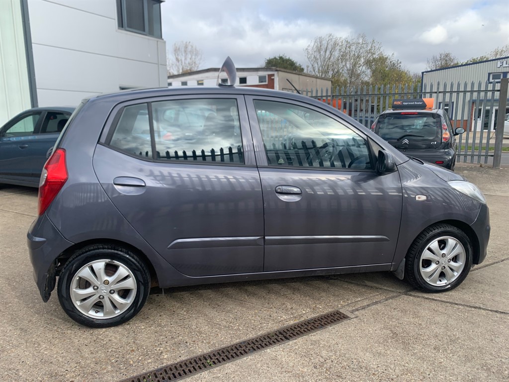 Used Hyundai i10 2014 for sale - 76494193: Photo 10