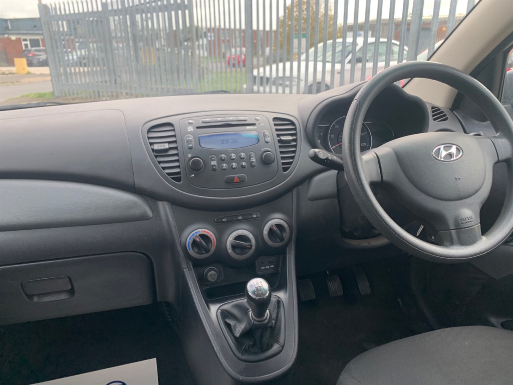 Used Hyundai i10 2014 for sale - 76494193: Photo 14