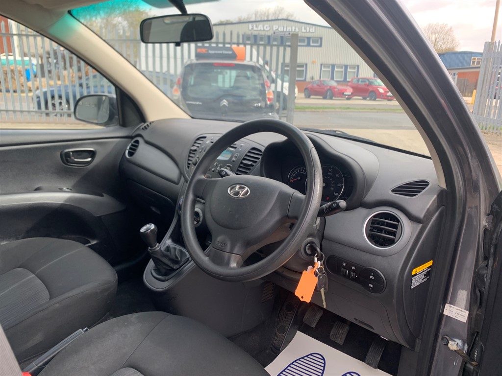 Used Hyundai i10 2014 for sale - 76494193: Photo 16