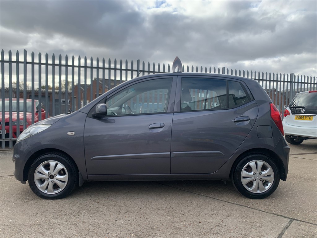 Used Hyundai i10 2014 for sale - 76494193: Photo 3