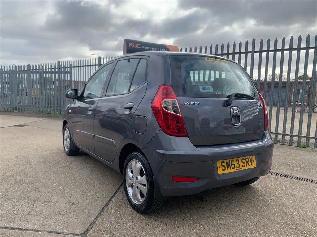 Used Hyundai i10 2014 for sale - 76494193: Photo 6