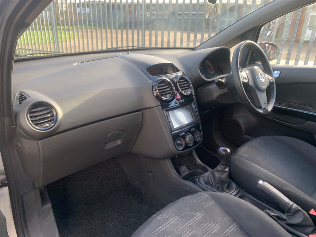 Used Vauxhall Corsa 2014 for sale - 76738577: Photo 16