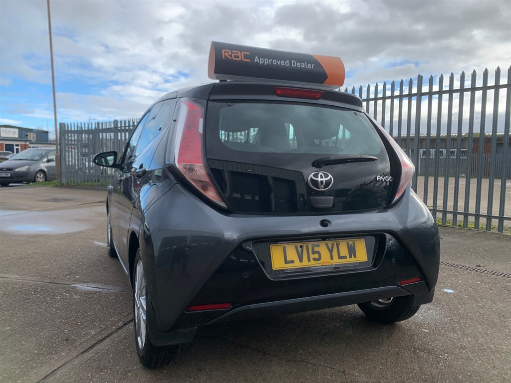 Used Toyota AYGO 2015 for sale - 77435372: Photo 8