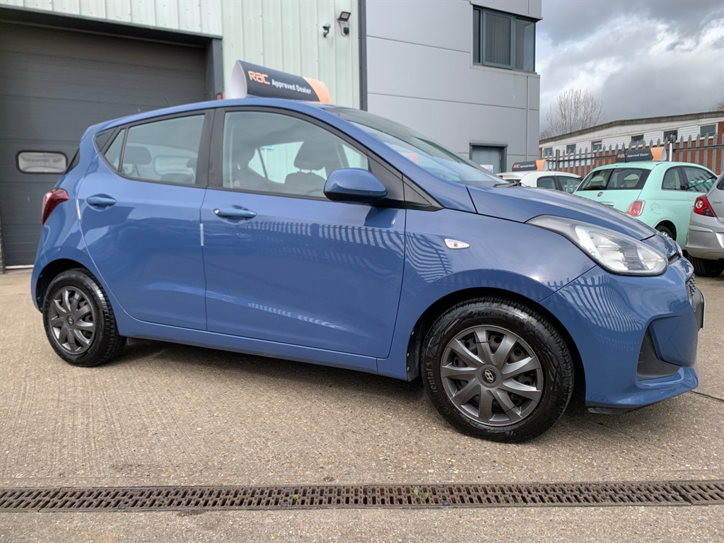 Used Hyundai i10 2017 for sale - 77903585: Photo 12