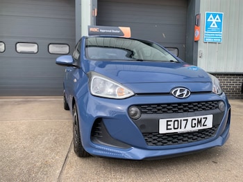 Used Hyundai i10 2017 for sale - 77903585: Photo