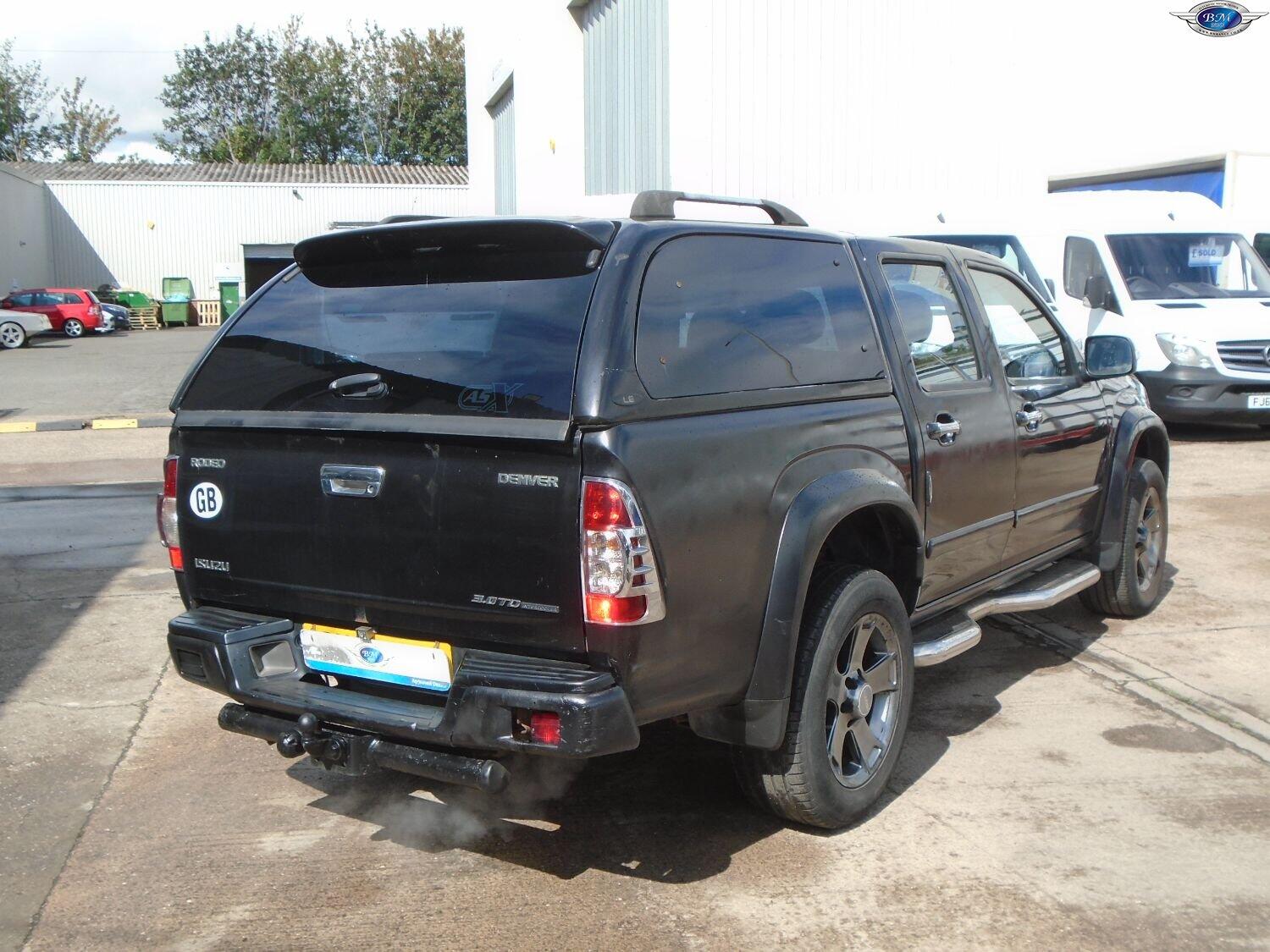 Used Isuzu Rodeo 2010 for sale - 76313945: Photo 8