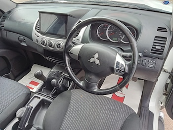 Used Mitsubishi L200 2015 for sale - 79290342: Photo