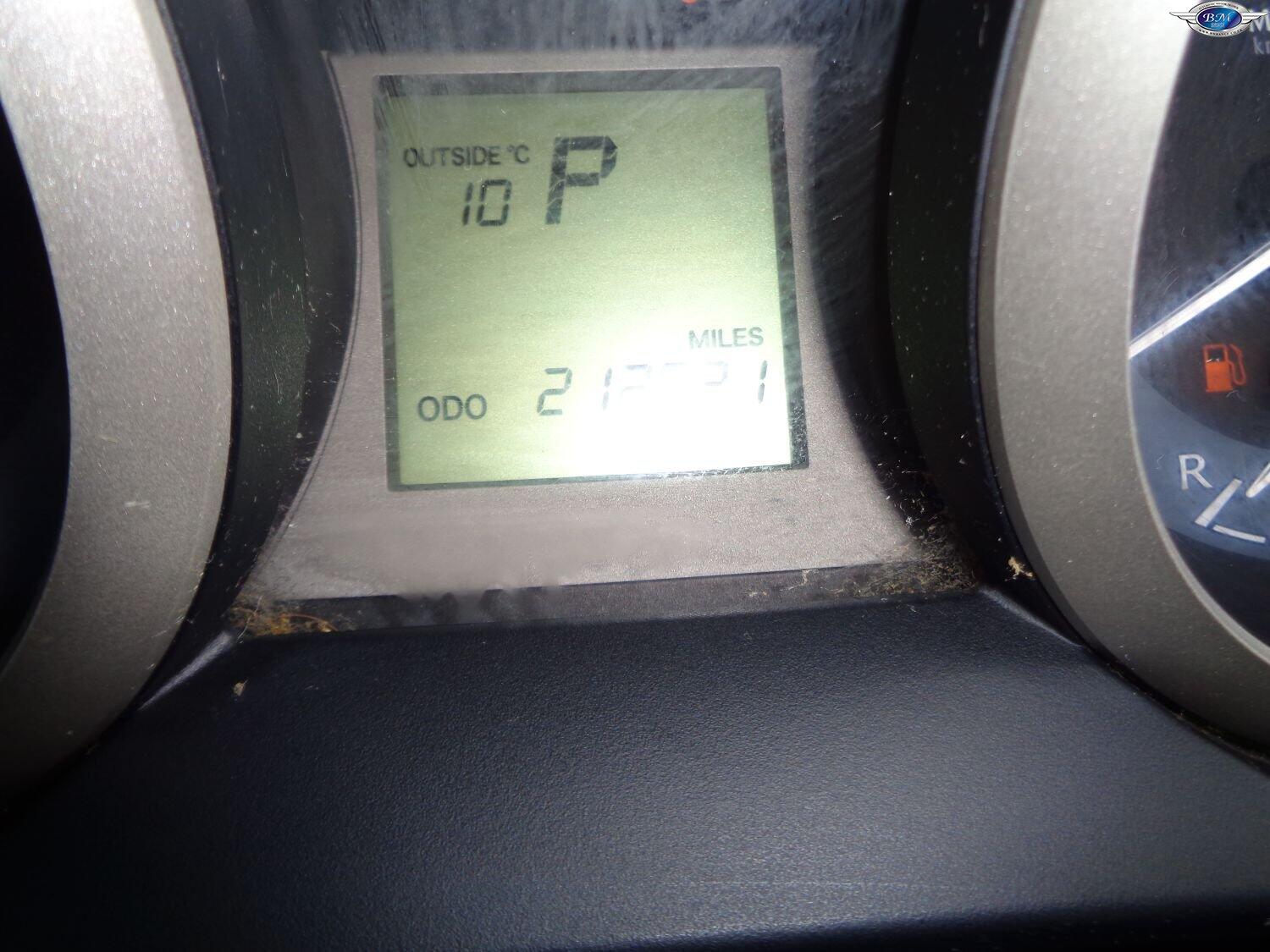 Used Toyota Landcruiser 2011 for sale - 76170435: Photo 12