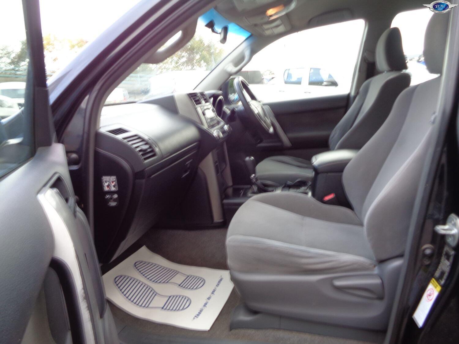 Used Toyota Landcruiser 2011 for sale - 76170435: Photo 17