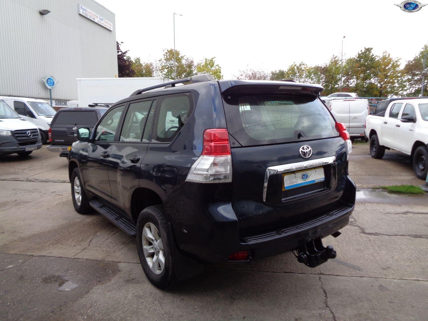 Used Toyota Landcruiser 2011 for sale - 76170435: Photo 8