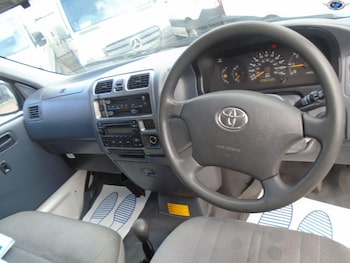 Used Toyota HiAce 2007 for sale - 75538995: Photo