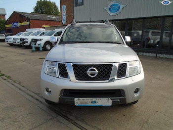 Used Nissan Navara 2012 for sale - 75561666: Photo