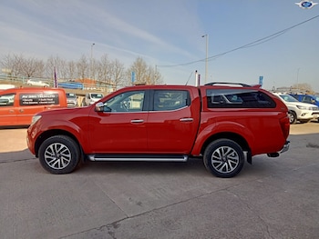 Used Nissan Navara 2016 for sale - 77954047: Photo