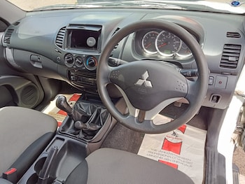 Used Mitsubishi L200 2015 for sale - 78820778: Photo