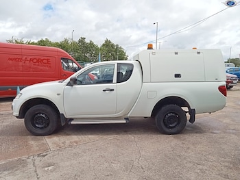 Used Mitsubishi L200 2015 for sale - 78820778: Photo