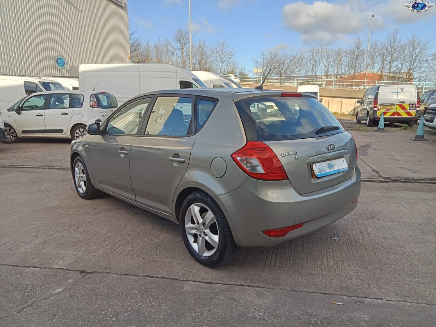 Used Kia Ceed 2010 for sale - 76598746: Photo 5