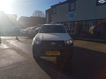 Used Toyota Hilux 2017 for sale - 77536056: Photo