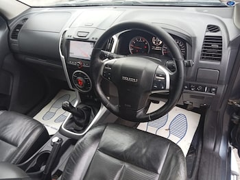 Used Isuzu D-Max 2018 for sale - 77465675: Photo