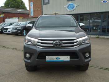 Used Toyota Hilux 2018 for sale - 74972573: Photo