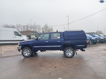 Used Toyota Hilux 2003 for sale - 76643343: Photo
