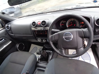 Used Isuzu Rodeo 2011 for sale - 76225246: Photo