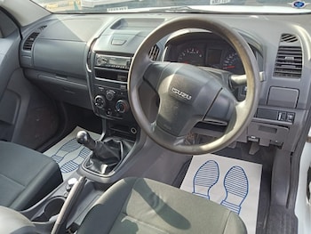 Used Isuzu D-Max 2016 for sale - 79507889: Photo