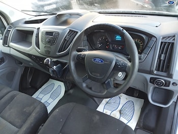 Used Ford Transit 2016 for sale - 76904665: Photo
