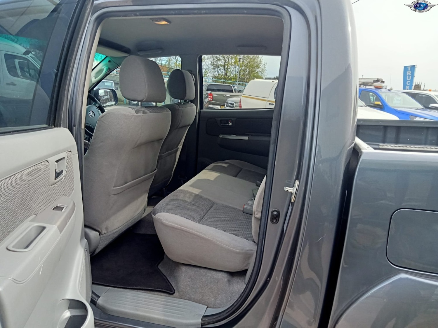 Used Toyota Hilux 2010 for sale - 78182912: Photo 18