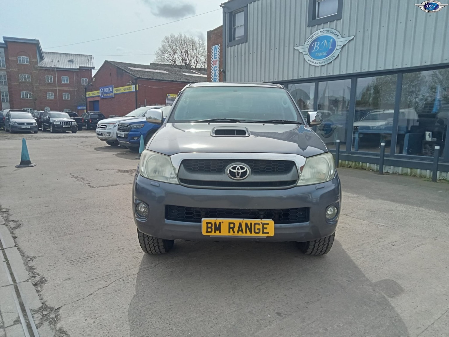 Used Toyota Hilux 2010 for sale - 78182912: Photo 3