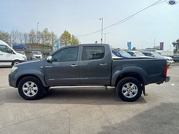 Used Toyota Hilux 2010 for sale - 78182912: Photo
