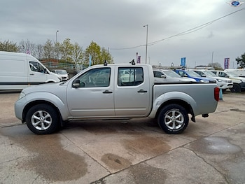 Used Nissan Navara 2015 for sale - 78213650: Photo