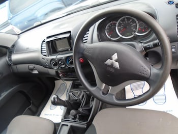 Used Mitsubishi L200 2015 for sale - 75632871: Photo
